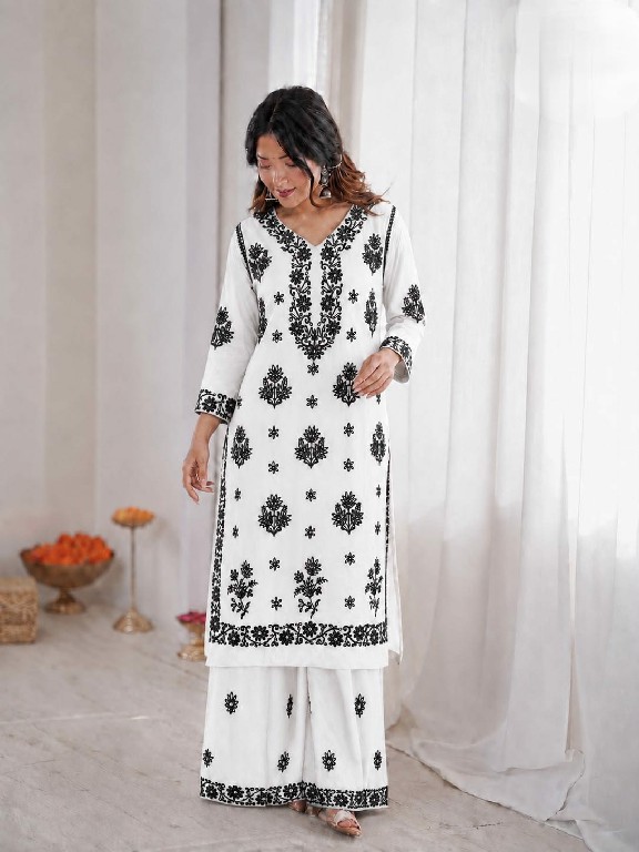 TEXTILEDEAL LAUNCH READYMADE HEAVY RAYON TRENDING CHIKANKARI WORK KURTI WITH PLAZZO FOR EXPORT