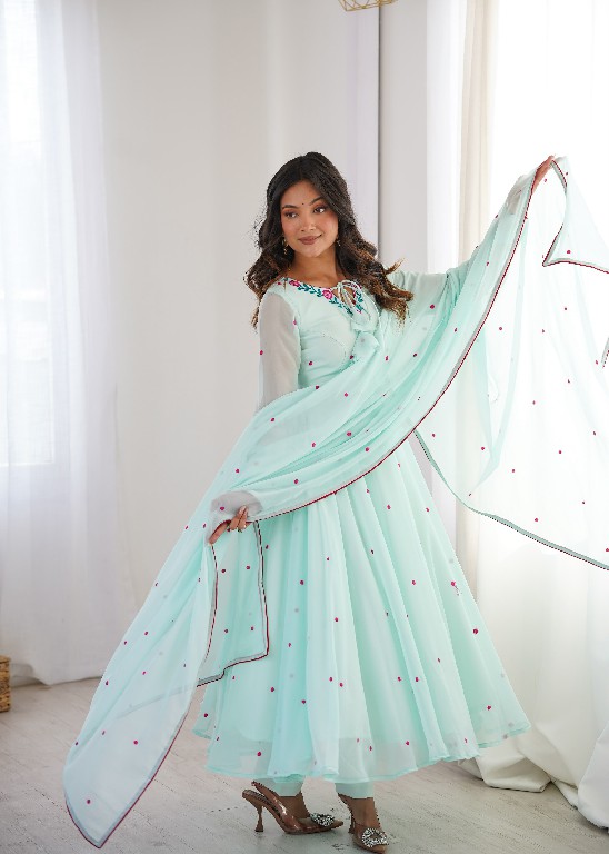 SP SERIES D.NO SP-82 WHOLESALE READYMADE FAUX GEORGETTE FESTIVE WEAR 3 PCS SUITS FOR EXPORT