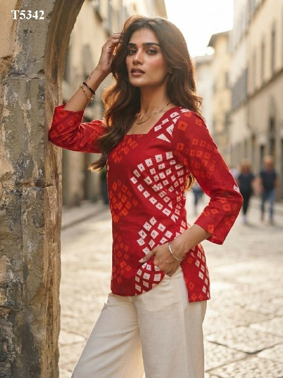 MAHOTSAV VAANYA WHOLESALE READYMADE COTTON FANCY FESTIVE WEAR SHORT TOPS FOR WOMEN ONLINE