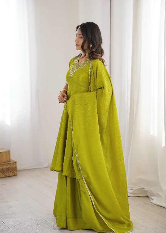 SP SERIES D.NO SP-87 WHOLESALE READYMADE HEAVY CHINON SILK BOUTIQUE STYLE 3 PCS SUITS FOR EXPORT