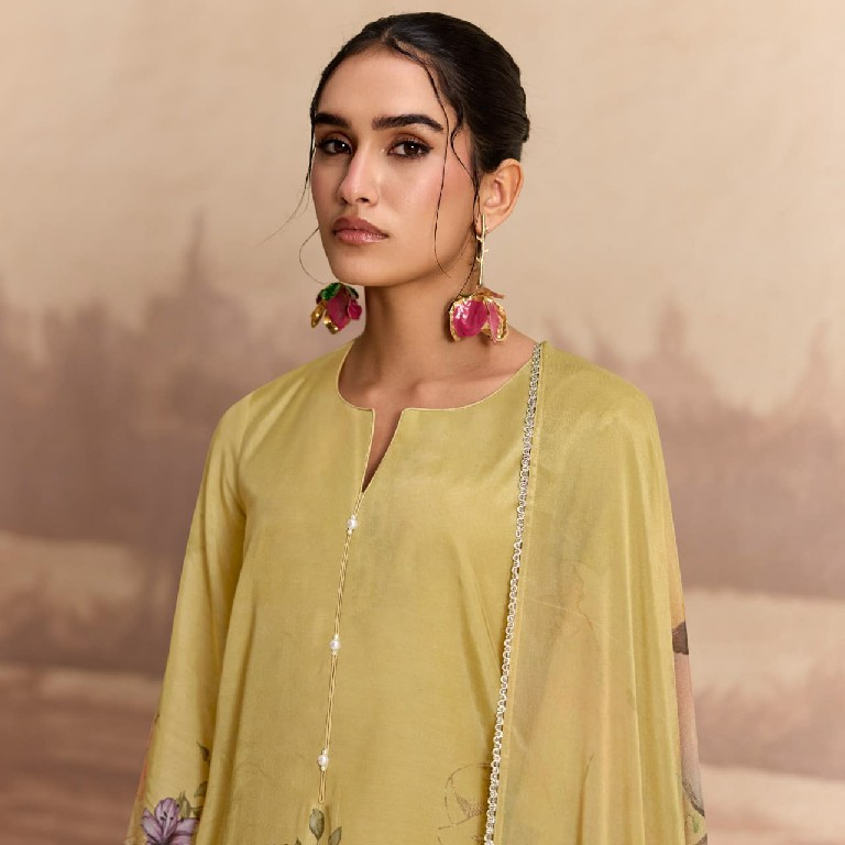 KIMORA SOHNI SANDALWOOD WHOLESALE PURE MUSLIN ELEGANT DESIGN UNSTITCH SALWAR SUITS EXPORTER