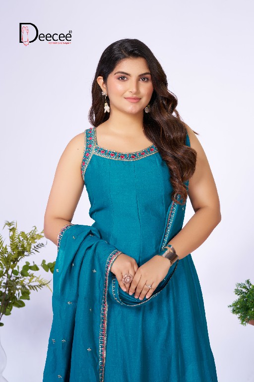 DEE CEE AANCHI WHOLESALE READYMADE VICHITRA SILK CLASSIC MODERN LOOK 3 PCS SUITS SUPPLIER