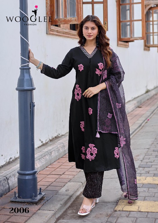 WOOGLEE VASUSHA WHOLESALE READYMADE HEAVY RAYON CLASSY STYLISH 3 PCS SUITS EXPORTER