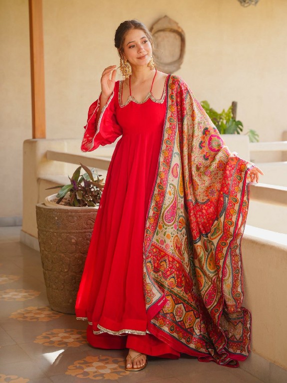 PURPLE CREATION ZORA WHOLESALE READYMADE BEAUTIFUL FESTIVE WEAR 3 PCS SUITS SUPPLIER