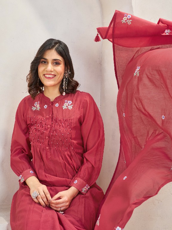 TEXOFAB RANG MANCH WHOLESALE READYMADE MAL CHANDERI ELEGANT LOOK 3 PCS SUITS SUPPLIER