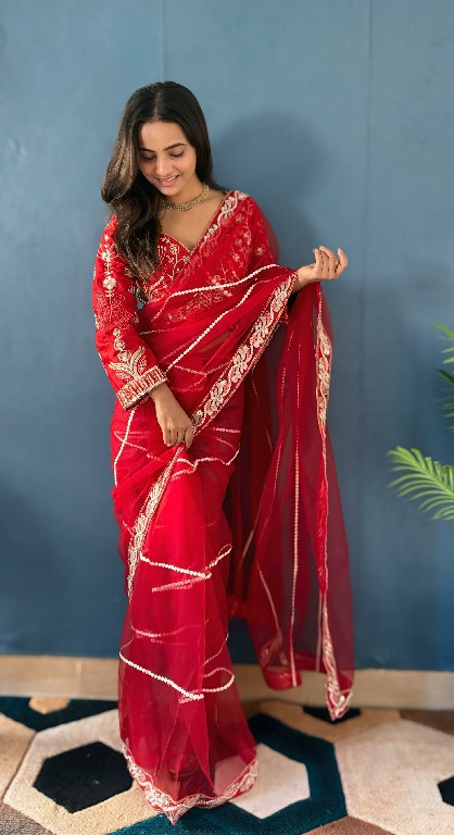 DVD D.NO 5070 WHOLESALE NET INTRICATELY EMBROIDERED DESIGNER SAREES FOR WOMEN ONLINE