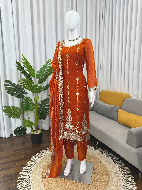 TEXTILEDEAL D.NO 5970 WHOLESALE READYMADE FENDY SILK DESIGNER WEAR 3 PCS SUITS EXPORTER