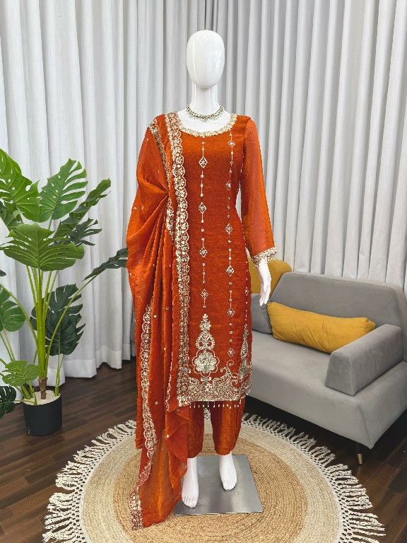 TEXTILEDEAL D.NO 5970 WHOLESALE READYMADE FENDY SILK DESIGNER WEAR 3 PCS SUITS EXPORTER