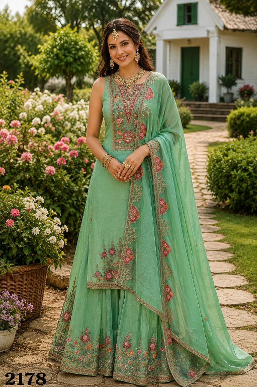 MRUDANGI GEETIKA WHOLESALE READYMADE REAL CHINON TRENDY WEDDING LOOK 3 PCS SUITS EXPORTER