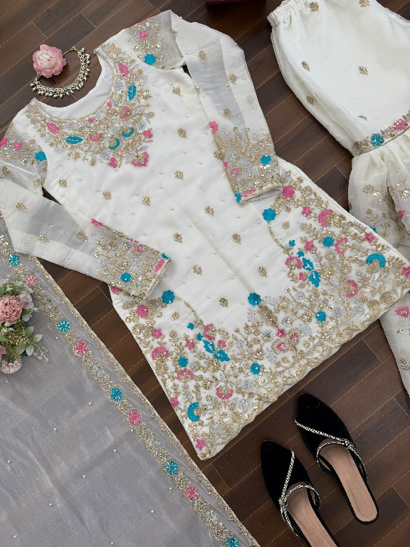 TEXTILEDEAL D.NO 5956 WHOLESALE READYMADE JMC SILK ELEGANCE PARTY WEAR 3 PCS SUITS FOR WOMEN ONLINE