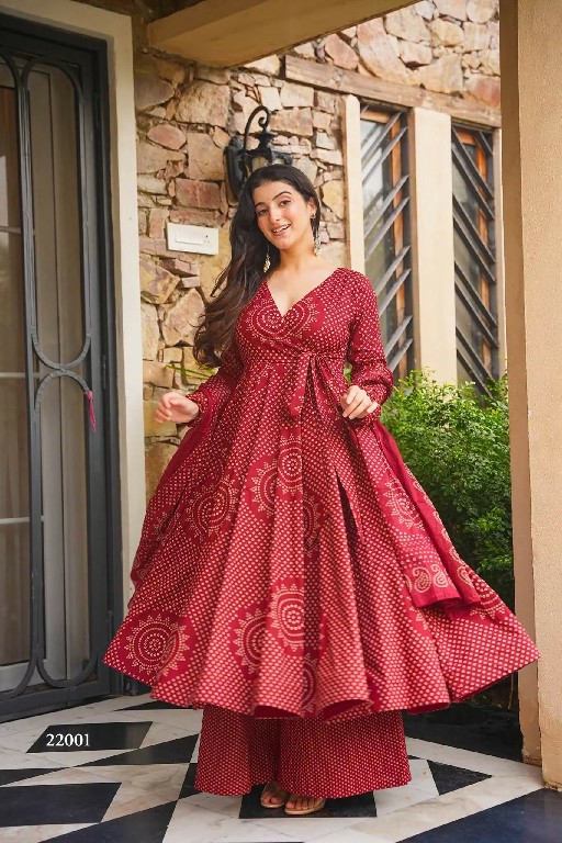 LUCAYA CLORA VOL 22 WHOLESALE READYMADE CAMBRIC COTTON PRINTED FULL FLARED BIG SIZE BEAUTIFUL 3 PCS SUITS EXPORTER