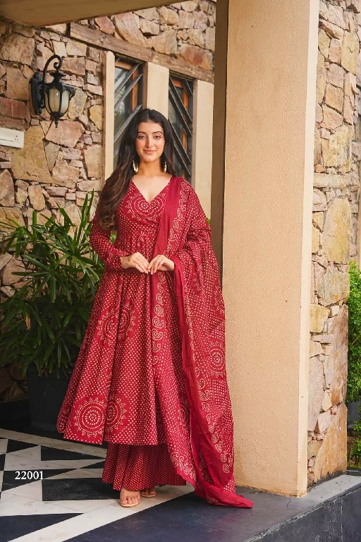 LUCAYA CLORA VOL 22 WHOLESALE READYMADE CAMBRIC COTTON PRINTED FULL FLARED BIG SIZE BEAUTIFUL 3 PCS SUITS EXPORTER