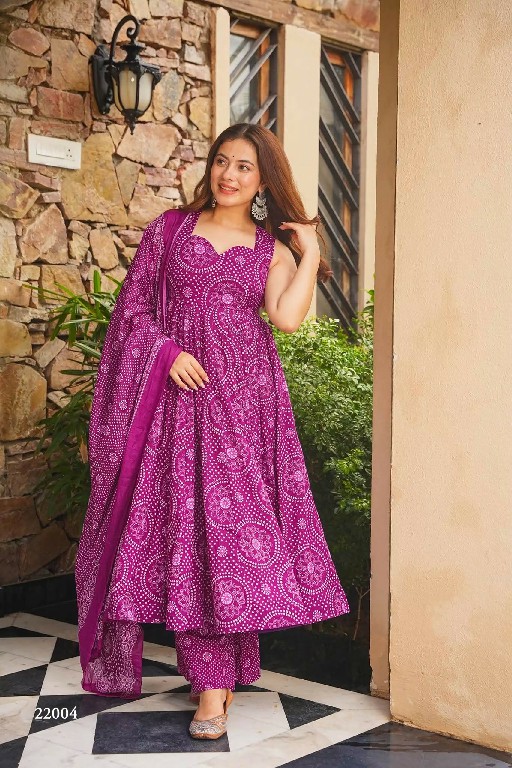 LUCAYA CLORA VOL 22 WHOLESALE READYMADE CAMBRIC COTTON PRINTED FULL FLARED BIG SIZE BEAUTIFUL 3 PCS SUITS EXPORTER
