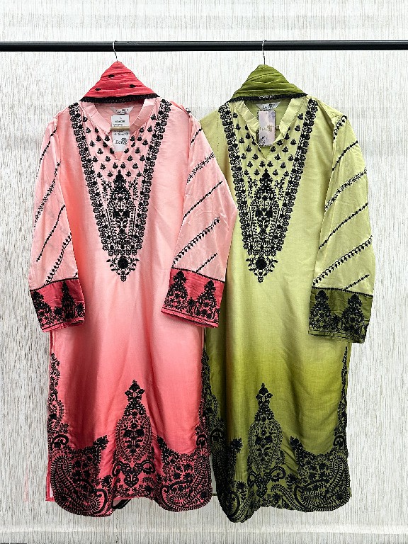 LAXURIA TRENDZ D.NO 1690 WHOLESALE READYMADE SATIN UNIQUE STYLISH 3 PCS SUITS SUPPLIER