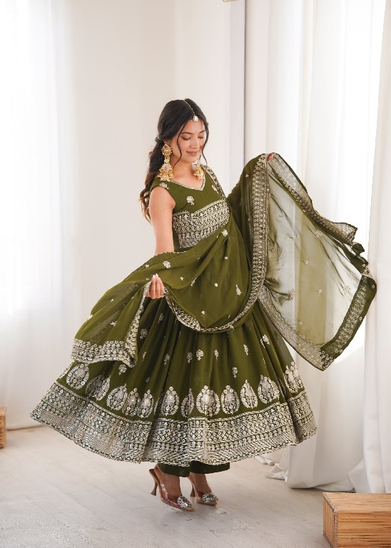 SP SERIES D.NO SP-91 WHOLESALE READYMADE HEAVY FAUX GEORGETTE PARTY WEAR ANARKALI STYLE 3 PCS SUITS SUPPLIER