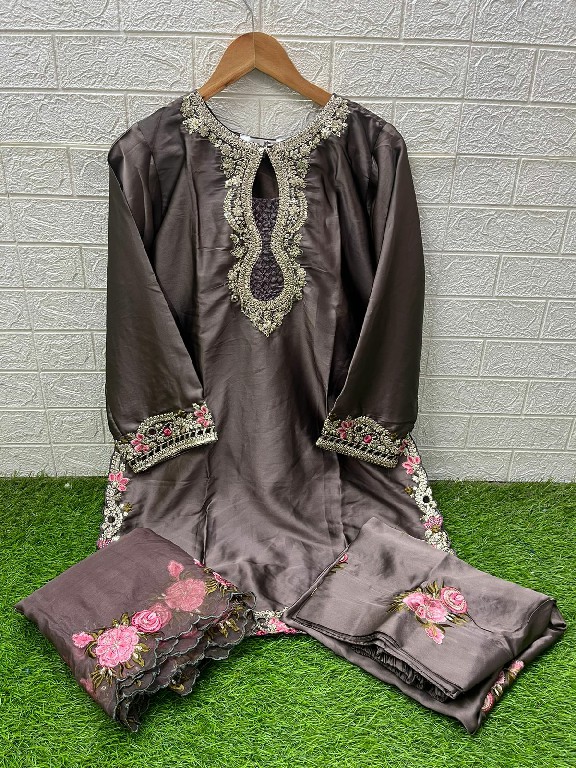 LAXURIA TRENDZ D.NO 1564 WHOLESALE READYMADE BIG SIZE CLASSIC STYLISH LOOK 3 PCS SUITS SUPPLIER