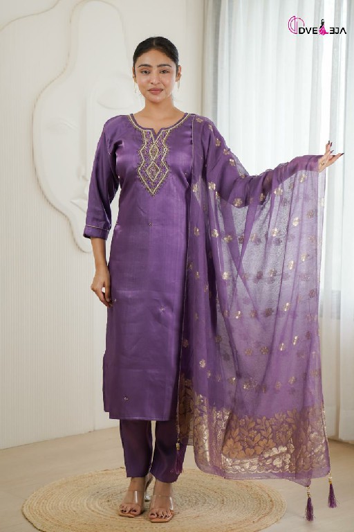 DVEEJA RADHIKA SERIES WHOLESALE READYMADE ROMAN GLASS BIG SIZE HAND WORK 3 PCS COMBO SET SUITS SUPPLIER