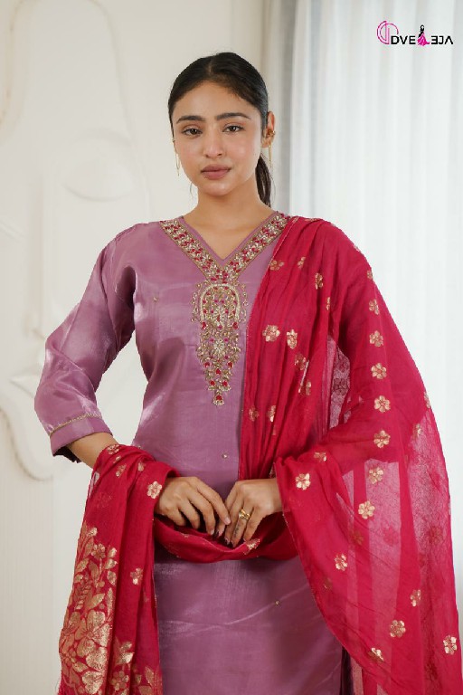 DVEEJA RADHIKA SERIES WHOLESALE READYMADE ROMAN GLASS BIG SIZE HAND WORK 3 PCS COMBO SET SUITS SUPPLIER