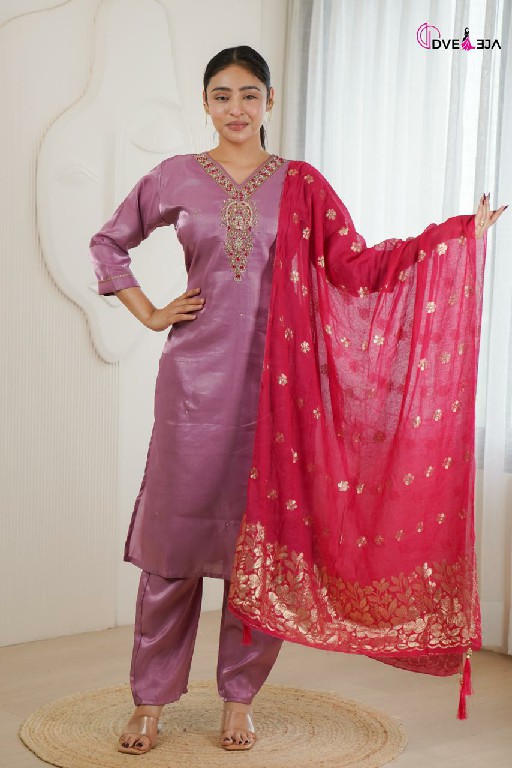 DVEEJA RADHIKA SERIES WHOLESALE READYMADE ROMAN GLASS BIG SIZE HAND WORK 3 PCS COMBO SET SUITS SUPPLIER