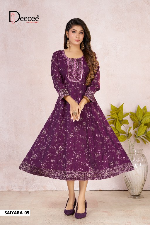 DEE CEE SAIYARA WHOLESALE READYMADE VATICAN BEAUTIFUL KALI STYLE FLARED PATTERN KURTIS FOR WOMEN ONLINE