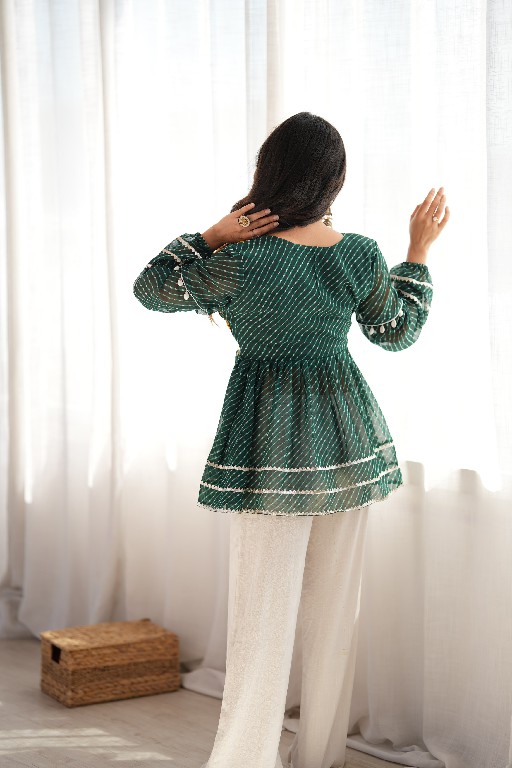 SP SERIES D.NO SP-95 WHOLESALE READYMADE HEAVY FAUX GEORGETTE FESTIVE WEAR KEDIYA STYLE SHORT TOP FOR WOMEN ONLINE