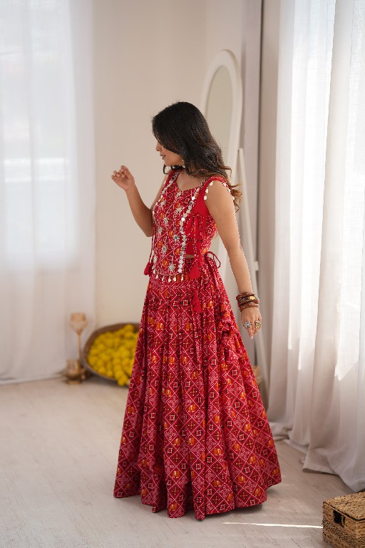 SP SERIES D.NO SP-96 WHOLESALE HEAVY RAYON BEAUTIFUL LEHENGA CHOLI WITH KOTI FOR EXPORT