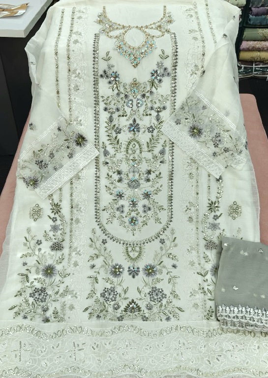 SERINE D.NO 982 WHOLESALE CHIFFON PAKISTANI HIT DESIGN UNSTITCH SALWAR SUITS EXPORTER