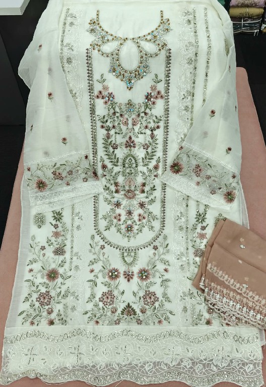 SERINE D.NO 982 WHOLESALE CHIFFON PAKISTANI HIT DESIGN UNSTITCH SALWAR SUITS EXPORTER