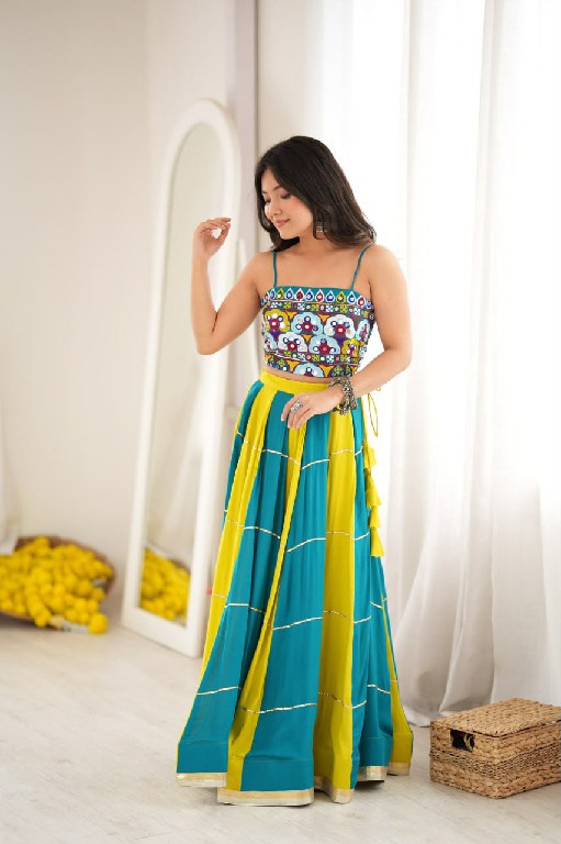 SP SERIES D.NO SP-97 WHOLESALE HEAVY RAYON MODERN NAVRATRI STYLE LEHENGA CHOLI FOR EXPORT