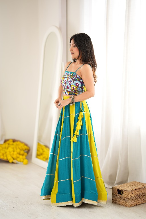 SP SERIES D.NO SP-97 WHOLESALE HEAVY RAYON MODERN NAVRATRI STYLE LEHENGA CHOLI FOR EXPORT