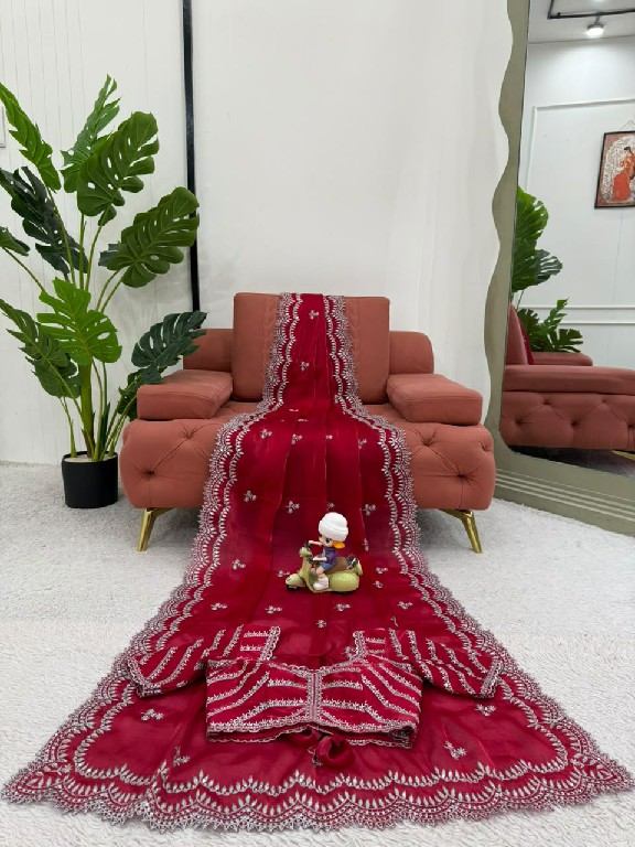 TEXTILEDEAL KD PRESENT BEAUTIFUL ELEGANCE PARTY WEAR INDIAN SAREES FOR WOMEN ONLINE