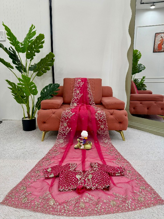 TEXTILEDEAL KD PRESENT BEAUTIFUL ELEGANCE PARTY WEAR INDIAN SAREES FOR WOMEN ONLINE