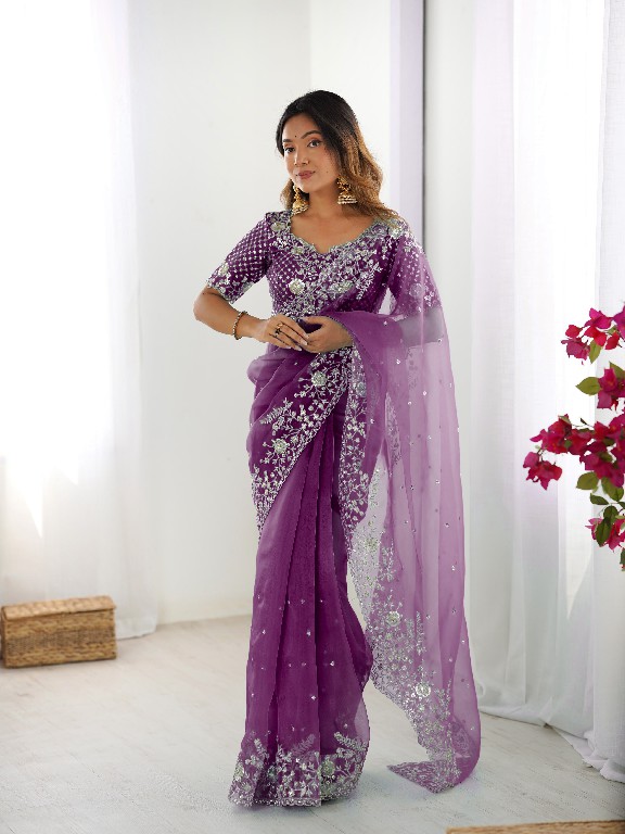 TEXTILEDEAL KD PRESENT BEAUTIFUL ELEGANCE PARTY WEAR INDIAN SAREES FOR WOMEN ONLINE