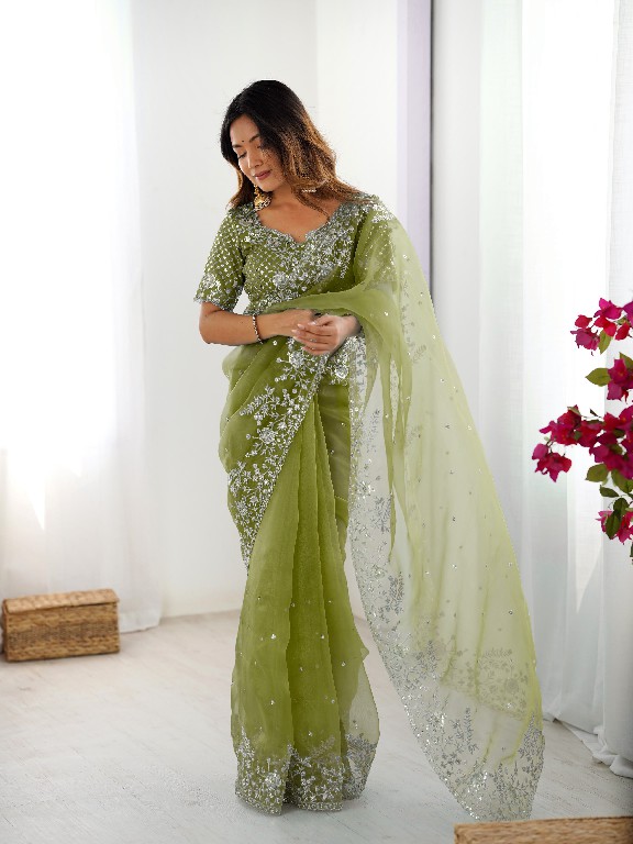 TEXTILEDEAL KD PRESENT BEAUTIFUL ELEGANCE PARTY WEAR INDIAN SAREES FOR WOMEN ONLINE