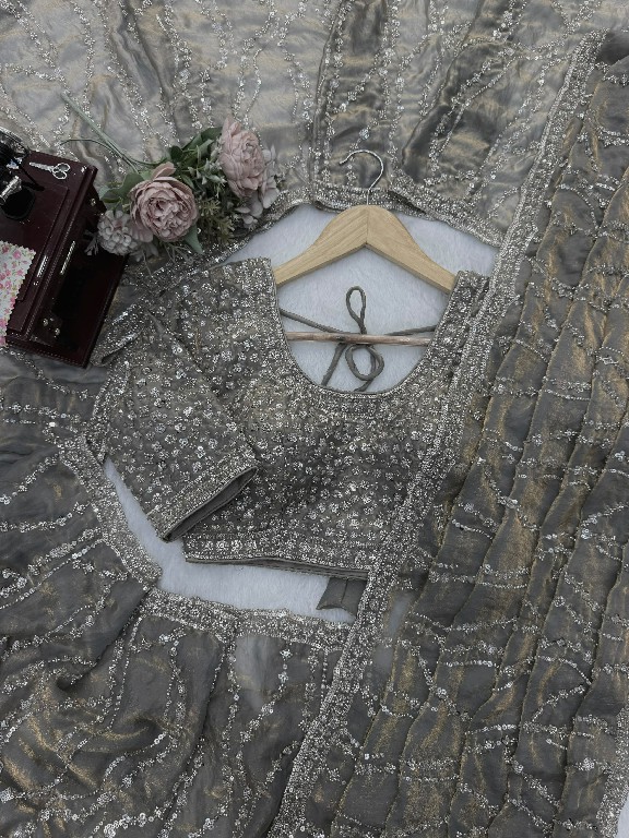 TEXTILEDEAL D.NO KD-645 WHOLESALE FENDI SILK HEAVY BEADS WORK INDIAN SAREES FOR WOMEN SUPPLIER