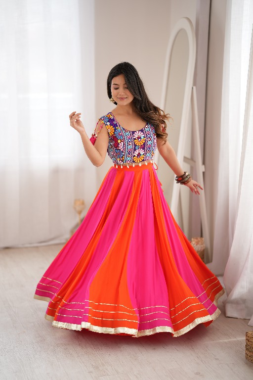 SP SERIES D.NO SP-98 WHOLESALE HEAVY RAYON NAVRATRI STYLE LEHENGA CHOLI FOR EXPORT