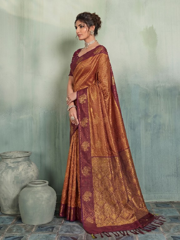 ASTITA MADRAS HANDLOOM WHOLESALE SILK BLEND LUXURIOUS INDIAN SAREES FOR WOMEN EXPORTER