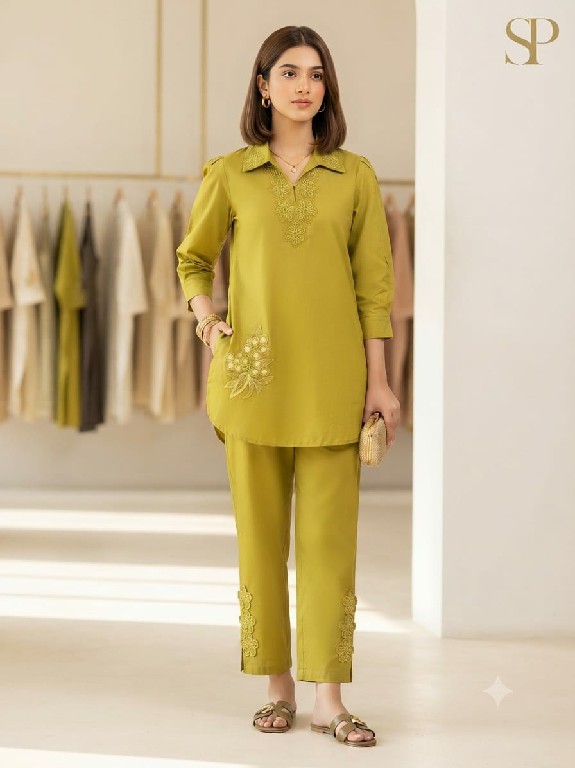 SAHIL PRINTS INAAYA WHOLESALE READYMADE HEAVY VERTICAN DAILY WEAR COMBO CORD SET FOR EXPORT