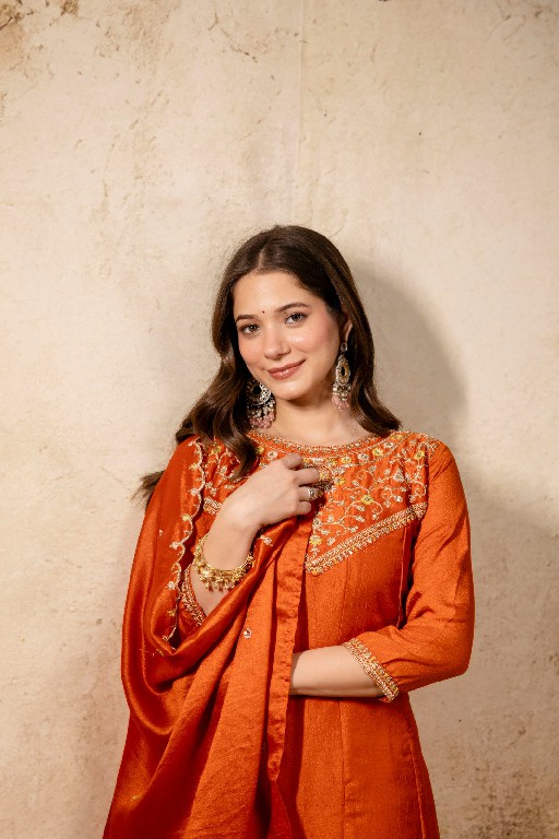 TEXTILEDEAL PC LUNA WHOLESALE READYMADE VICHITRA SILK BEAUTIFUL FLARED 3 PCS SUITS FOR EXPORT