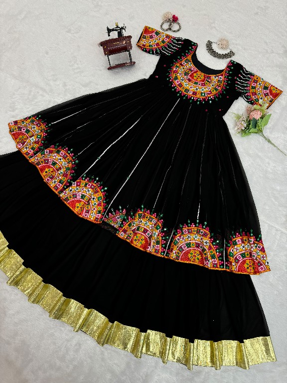 TEXTILEDEAL D.NO 5737 WHOLESALE FOUX GEORGETTE NAVRATRI SPECIAL TRENDING TOP WITH LEHENGA FOR EXPORT