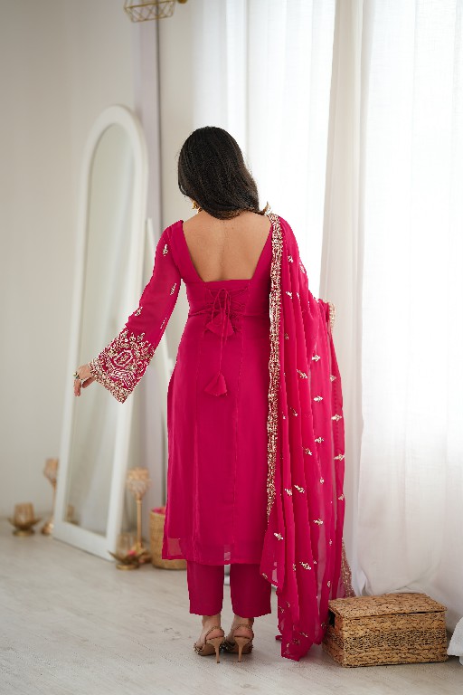 SP SERIES D.NO SP-86 WHOLESALE READYMADE FAUX GEORGETTE ETHNIC WEAR 3 PCS SUITS SUPPLIER