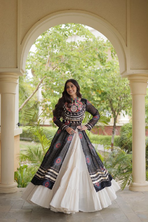 TEXTILEDEAL D.NO 5085 WHOLESALE READYMADE KORA COTTON NAVRATRI COLLECTION LEHENGA WITH KURTI FOR WOMEN ONLINE