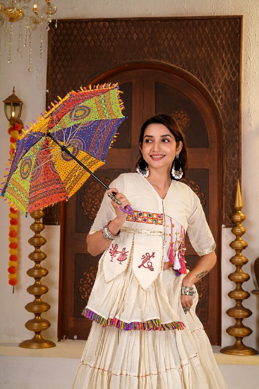 DIVYAJIVAN TEX ROSHANI WHOLESALE READYMADE PURE COTTON UNIQUE DESIGNER NAVRATRI LEHENGA CHOLI FOR EXPORT