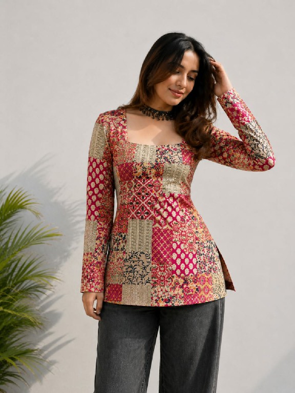 VF PRESENT READYMADE COTTON DIGITAL PRINTED UNIQUE SHORT TOPS FOR EXPORT