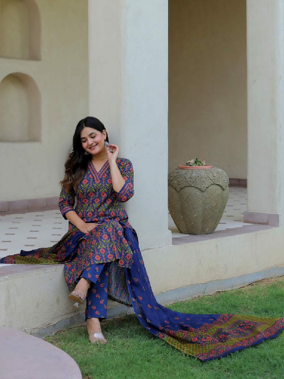 AARVI FASHION PLUS PRINCESS VOL 6 WHOLESALE READYMADE COTTON PRINTED BIG SIZE DAILY WEAR 3 PCS SUITS EXPORTER