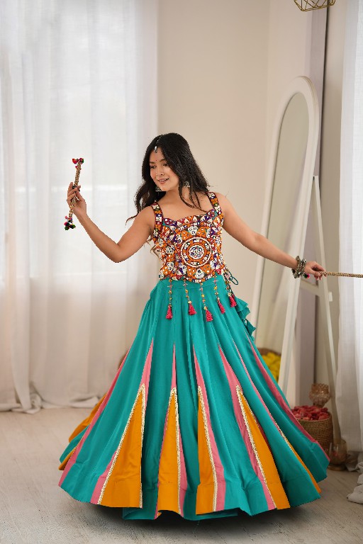 SP SERIES D.NO SP-102 WHOLESALE HEAVY RAYON ELEGANCE NAVRATRI STYLE LEHENGA CHOLI FOR EXPORT