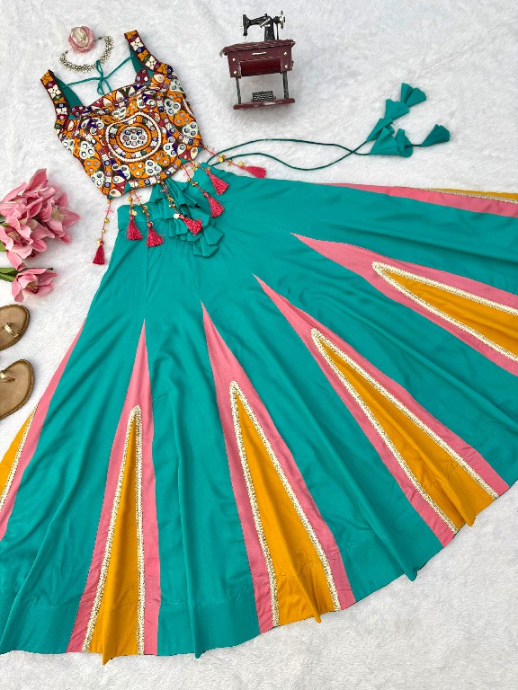 SP SERIES D.NO SP-102 WHOLESALE HEAVY RAYON ELEGANCE NAVRATRI STYLE LEHENGA CHOLI FOR EXPORT