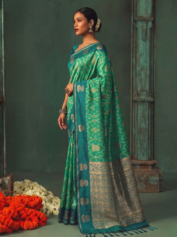 ASTITA KAUSHALYA SILK WHOLESALE SILK TRADITIONAL IKKAT PATTERN ELEGANT SAREES FOR WOMEN ONLINE