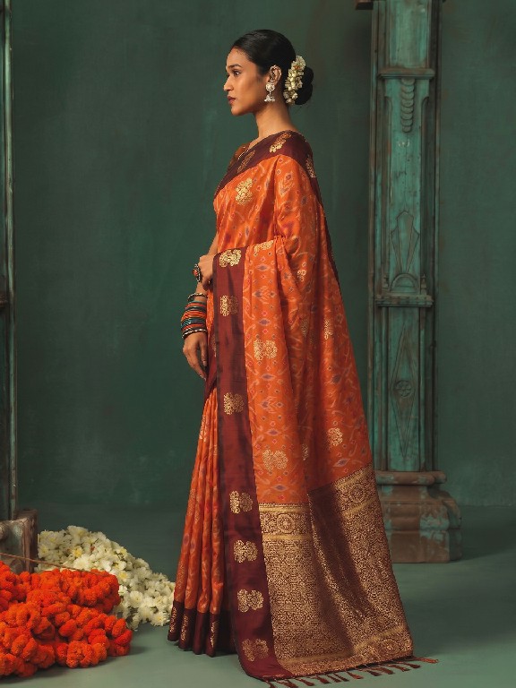 ASTITA KAUSHALYA SILK WHOLESALE SILK TRADITIONAL IKKAT PATTERN ELEGANT SAREES FOR WOMEN ONLINE