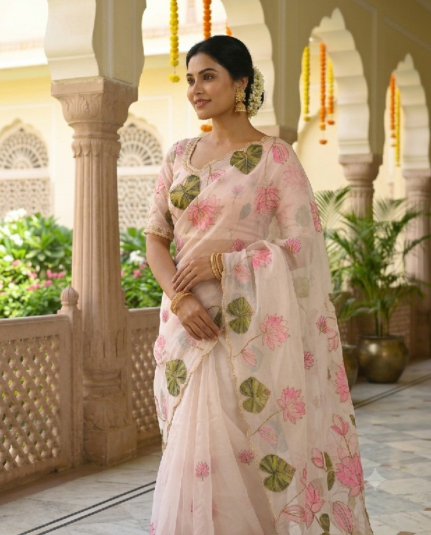 TEXTILEDEAL JR PRESENT SOFT TEBY SILK ELEGANT FLORAL DIGITAL PRINT INDIAN SAREES FOR EXPORT